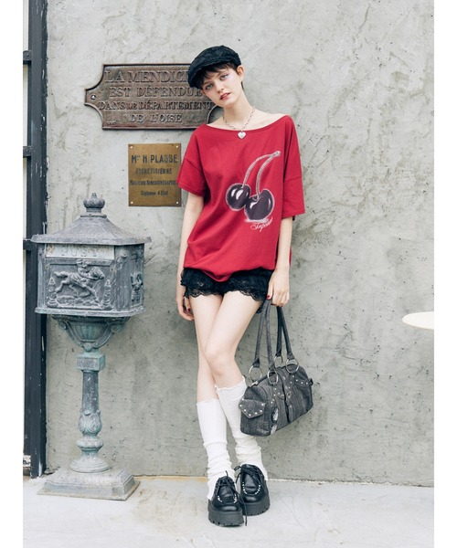 jouetie(ジュエティ)の「チェリーワンショルルーズTシャツ(Tシャツ/カットソー・レディース・ブラック/レッド/オフホワイト・MEDIUM)」の8枚目の写真