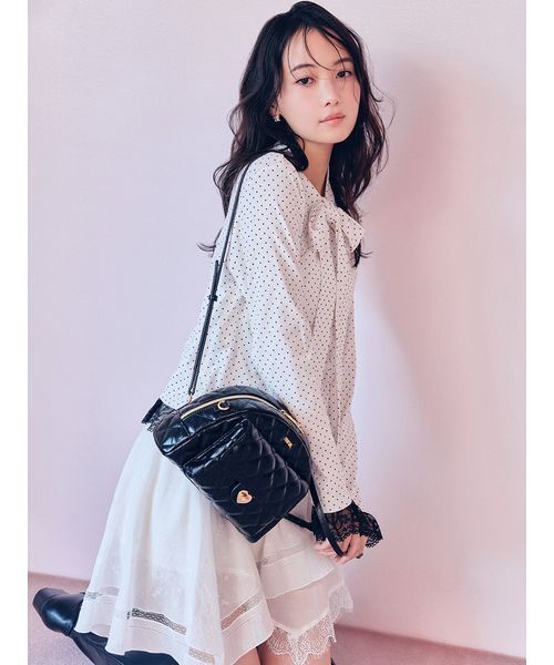 FURFUR(ファーファー)の「【USAGI ONLINE/ZOZOTOWN限定】2WAYキルティングミニバッグ(ショルダーバッグ・レディース・ブルー/ブラック/ホワイト/レッド/ピンク・F)」の16枚目の写真