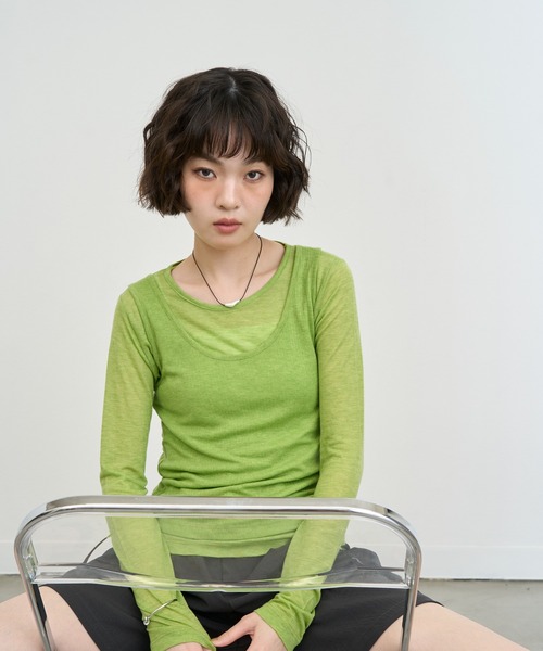 NUJOH(ヌゾ)の「Sheer Layered Tee Set / シアーレイヤードTセット(アンサンブル・レディース・ブラック/ブルー/チャコールグレー/ライトベージュ/ライトグレー/グリーン/ホワイト/ピンク・FREE)」の7枚目の写真