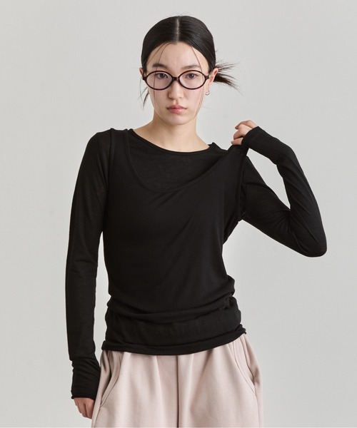 NUJOH(ヌゾ)の「Sheer Layered Tee Set / シアーレイヤードTセット(アンサンブル・レディース・ブラック/ブルー/チャコールグレー/ライトベージュ/ライトグレー/グリーン/ホワイト/ピンク・FREE)」の3枚目の写真
