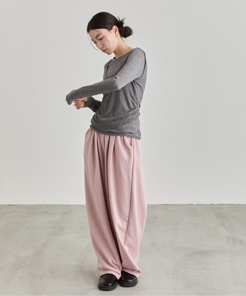 NUJOH(ヌゾ)の「Sheer Layered Tee Set / シアーレイヤードTセット(アンサンブル・レディース・ブラック/ブルー/チャコールグレー/ライトベージュ/ライトグレー/グリーン/ホワイト/ピンク・FREE)」の9枚目の写真