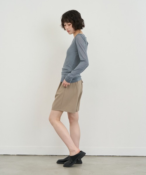 NUJOH(ヌゾ)の「Sheer Layered Tee Set / シアーレイヤードTセット(アンサンブル・レディース・ブラック/ブルー/チャコールグレー/ライトベージュ/ライトグレー/グリーン/ホワイト/ピンク・FREE)」の10枚目の写真