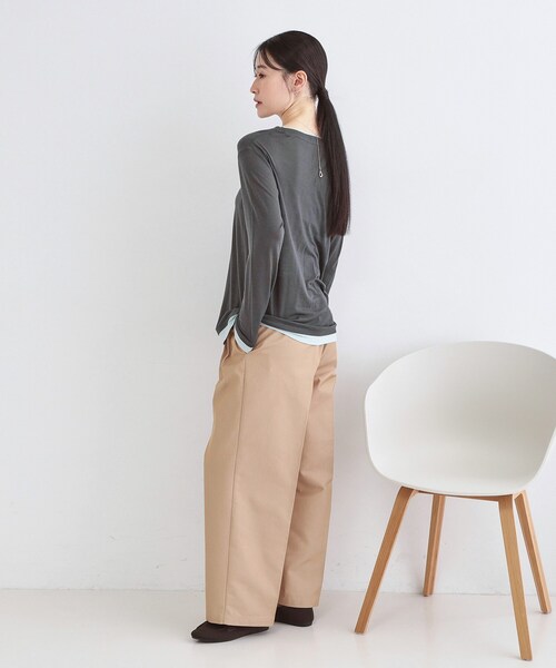 OPAQUE.CLIP(オペークドットクリップ)の「配色レイヤードロングスリーブTシャツ【洗える】(Tシャツ/カットソー・レディース・グレー系4/ブラウン系その他5/チャコール・00)」の16枚目の写真