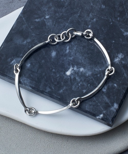 MAISON CLUB】Nuance Curve Bracelet（ブレスレット）｜MAISON CLUB