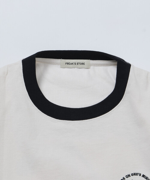 FREAK'S STORE(フリークスストア)の「限定展開 リラックスフィット デザインバック刺繍 クルーネック Tシャツ / Cherry / リンガー(Tシャツ/カットソー・メンズ・ナチュラル/チャコールグレー/ホワイト・X-LARGE/LARGE/MEDIUM)」の17枚目の写真