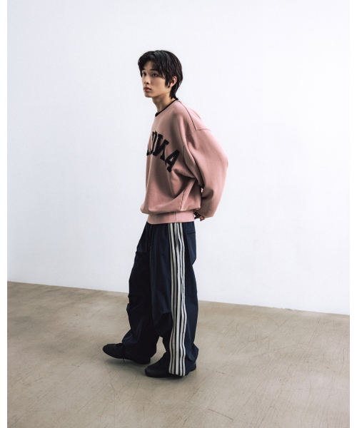 ANGLAN（アングラン）の「Palette Applique Sweat Shirt - Pink（スウェット・メンズ・その他・ONE SIZE）」の4枚目の写真
