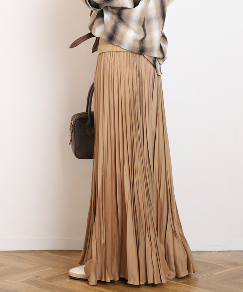 AP STUDIO(エーピーストゥディオ)の「プリーツスカート(スカート・レディース・スミクロ/ブラウン/タン・36/38)」の4枚目の写真
