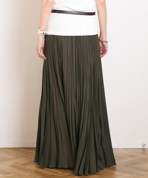 AP STUDIO(エーピーストゥディオ)の「プリーツスカート(スカート・レディース・スミクロ/ブラウン/タン・36/38)」の18枚目の写真