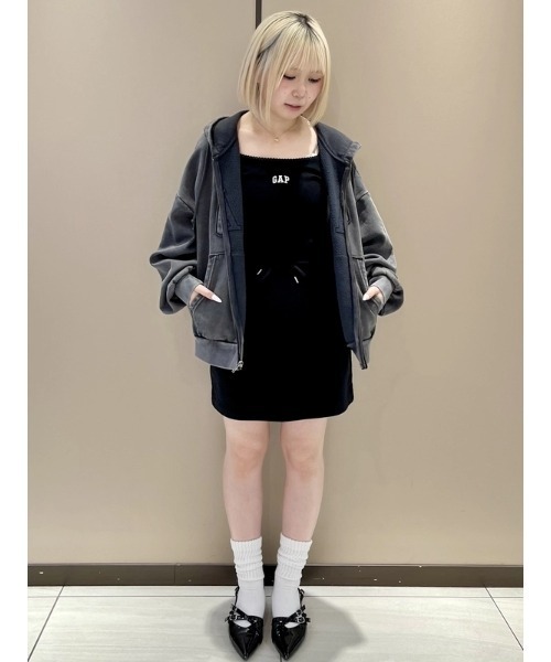 GAP(ギャップ)の「ヴィンテージソフト オーバーサイズ GAPロゴ ジップアップパーカー(パーカー・メンズ・ブラック/ブルー・XS/S/M/L/XL)」の7枚目の写真