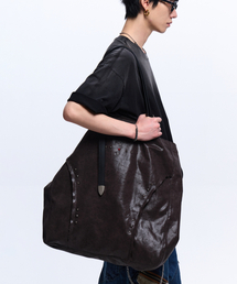 RSSC（アールエスエスシー）の「RIVET BIG SHOULDER BAG - BROWN（ショルダーバッグ）」