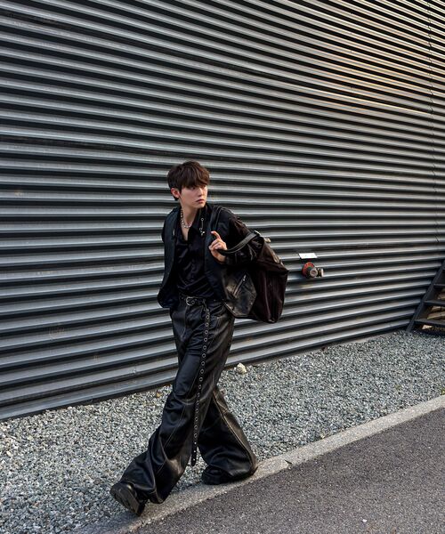 RSSC（アールエスエスシー）の「RIVET BIG SHOULDER BAG - BROWN（ショルダーバッグ・レディース・その他・FREE）」の17枚目の写真