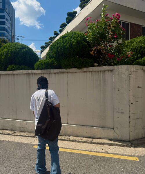 RSSC（アールエスエスシー）の「RIVET BIG SHOULDER BAG - BROWN（ショルダーバッグ・レディース・その他・FREE）」の21枚目の写真