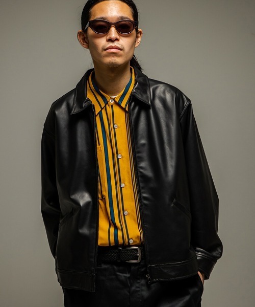 430(フォーサーティ)の「mj11490- LEATHER TRACKER JACKET レザージャケット(26-074)(ブルゾン・メンズ・ブラック・3/2/1/0)」の1枚目の写真