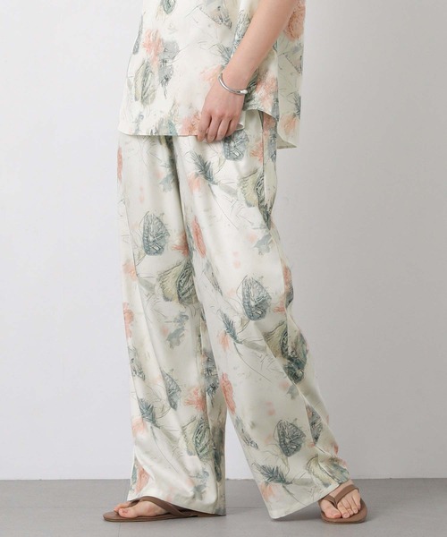 Gready Brilliant（グレディブリリアン）の「水彩柄ワイドパンツ（その他パンツ・レディース・その他・38/36）」の12枚目の写真