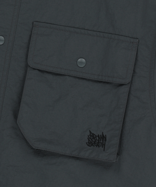 BROWNBREATH（ブラウンブレス）の「NYLON WORK SHIRTS - CHARCOAL（シャツ/ブラウス・レディース・その他・SMALL/MEDIUM/LARGE/X-LARGE）」の4枚目の写真