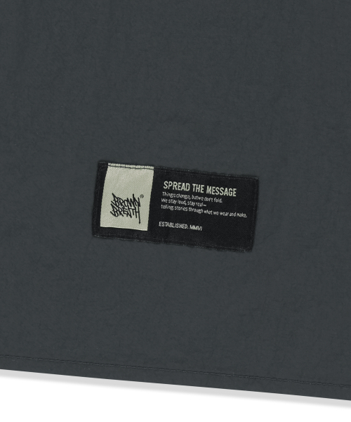 BROWNBREATH（ブラウンブレス）の「NYLON WORK SHIRTS - CHARCOAL（シャツ/ブラウス・レディース・その他・SMALL/MEDIUM/LARGE/X-LARGE）」の6枚目の写真