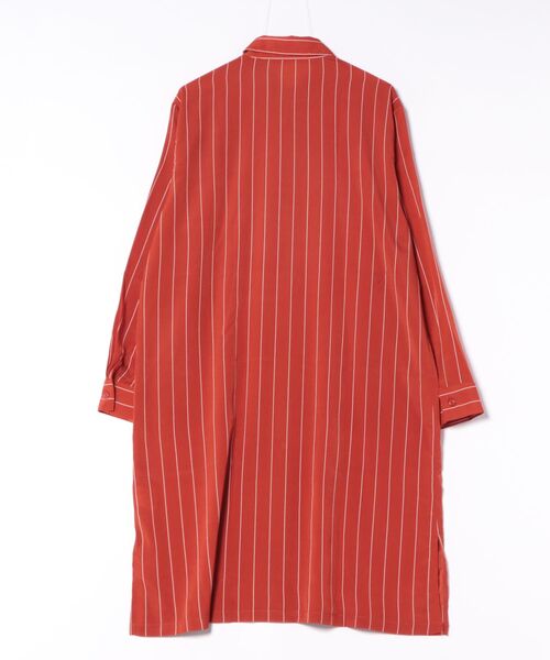 revertical(リバーティカル)の「ミニマルデザイン ロング丈ポケットシャツ(シャツ/ブラウス・メンズ・テラコッタ/ネイビー/グレー/チャコール・LARGE/MEDIUM)」の5枚目の写真