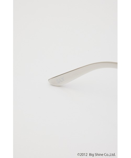 SLY（スライ）の「【noeyedia】CROWNPANTO EYEWEAR ノーアイディアクラウンパントアイウェア 春服 夏服（サングラス・レディース・グレー/ブラック/ブラウン・FREE）」の16枚目の写真