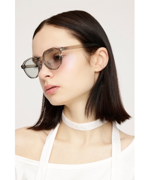 SLY（スライ）の「【noeyedia】CROWNPANTO EYEWEAR ノーアイディアクラウンパントアイウェア 春服 夏服（サングラス・レディース・グレー/ブラック/ブラウン・FREE）」の19枚目の写真