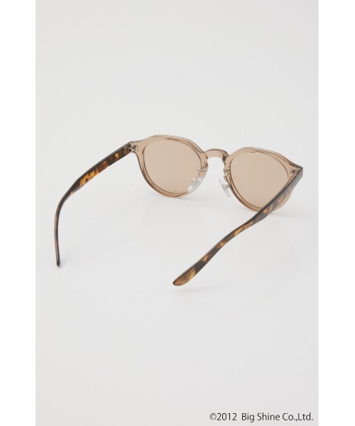 SLY（スライ）の「【noeyedia】CROWNPANTO EYEWEAR ノーアイディアクラウンパントアイウェア 春服 夏服（サングラス・レディース・グレー/ブラック/ブラウン・FREE）」の22枚目の写真