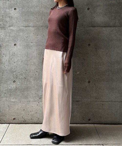 CIEL'AIR（シエルエアー）の「LINEN TOUCH RANDOM RIB PO（ﾘﾈﾝﾀｯﾁﾗﾝﾀﾞﾑﾘﾌﾞﾌﾟﾙｵｰﾊﾞｰ）（ニット/セーター・レディース・アイボリー/ブラウン・FREE）」の7枚目の写真