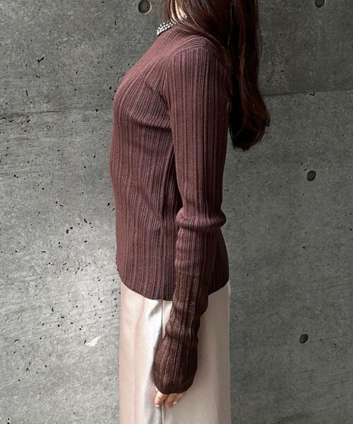 CIEL'AIR（シエルエアー）の「LINEN TOUCH RANDOM RIB PO（ﾘﾈﾝﾀｯﾁﾗﾝﾀﾞﾑﾘﾌﾞﾌﾟﾙｵｰﾊﾞｰ）（ニット/セーター・レディース・アイボリー/ブラウン・FREE）」の8枚目の写真