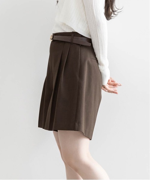 RANDA(ランダ)の「モノグラムベルト付きショートパンツ(その他パンツ・レディース・ベージュ/ライトグレー/ダークブラウン・0/1)」の7枚目の写真