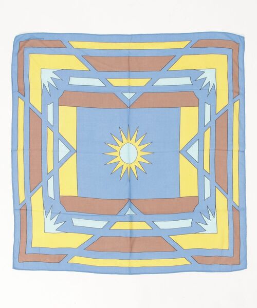 SUBLIME(サブライム)の「(SUBLIME)PATTERN BIG SCARF(バンダナ/スカーフ・レディース・ホワイト/グレー/ブラウン/ブルー・ONE SIZE)」の4枚目の写真