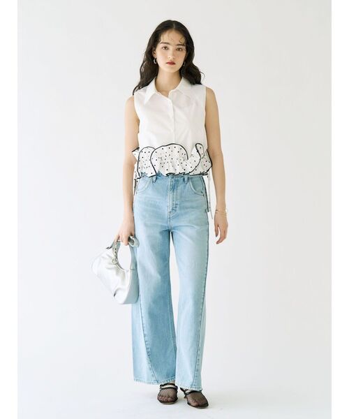 LAGUNAMOON(ラグナムーン)の「ヘムフリルデコレーションブラウス 【夏服】【オフィスカジュアル】(シャツ/ブラウス・レディース・ネイビー/イエロー/ホワイト・FREE)」の5枚目の写真