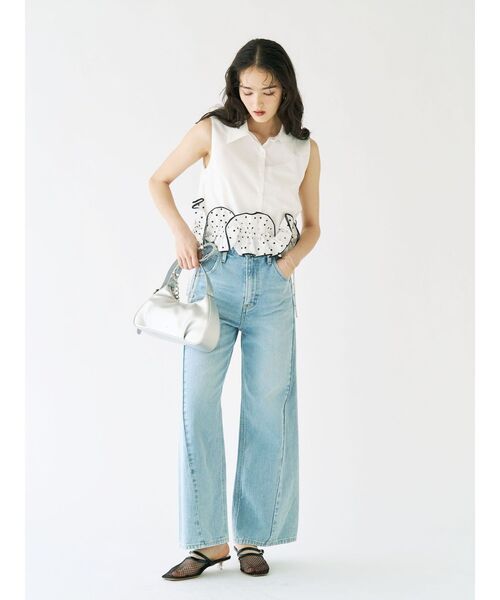 LAGUNAMOON(ラグナムーン)の「ヘムフリルデコレーションブラウス 【夏服】【オフィスカジュアル】(シャツ/ブラウス・レディース・ネイビー/イエロー/ホワイト・FREE)」の6枚目の写真