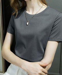 クルーネックシンプルTシャツ