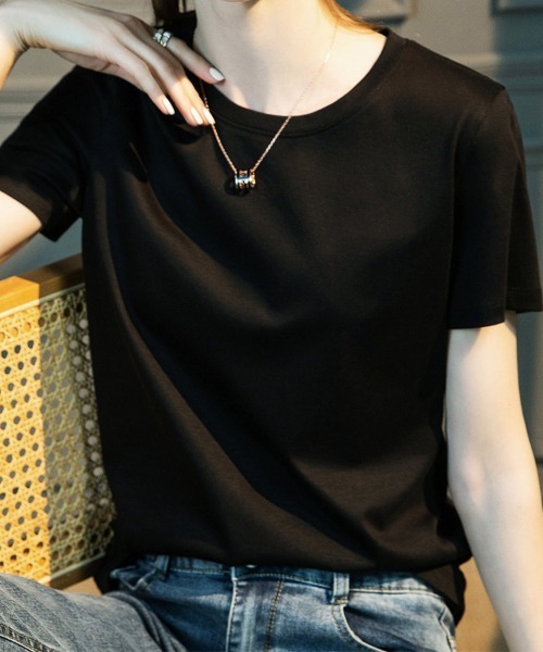 ONEP STAR(ワンピスター)の「クルーネックシンプルTシャツ(Tシャツ/カットソー・レディース・ホワイト/ベージュ/ブラック/グレー・MEDIUM/LARGE)」の2枚目の写真