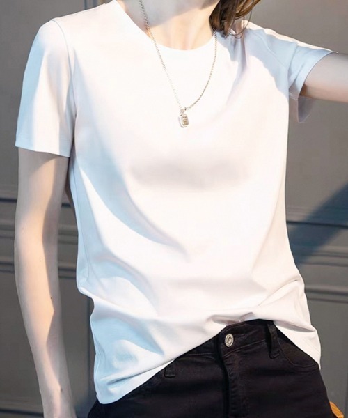 ONEP STAR(ワンピスター)の「クルーネックシンプルTシャツ(Tシャツ/カットソー・レディース・ホワイト/ベージュ/ブラック/グレー・MEDIUM/LARGE)」の5枚目の写真