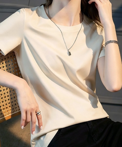 ONEP STAR(ワンピスター)の「クルーネックシンプルTシャツ(Tシャツ/カットソー・レディース・ホワイト/ベージュ/ブラック/グレー・MEDIUM/LARGE)」の9枚目の写真
