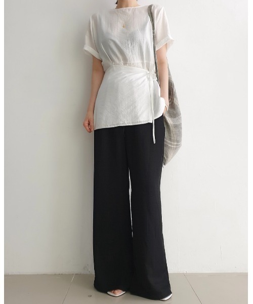 Aelina(エリナ)の「フェイクレイヤードリボンTシャツトップス(Tシャツ/カットソー・レディース・ホワイト/ベージュ/ネイビー・FREE)」の10枚目の写真