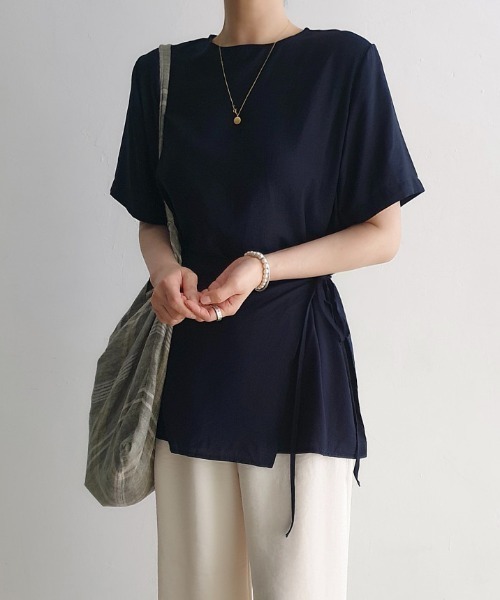 Aelina(エリナ)の「フェイクレイヤードリボンTシャツトップス(Tシャツ/カットソー・レディース・ホワイト/ベージュ/ネイビー・FREE)」の13枚目の写真