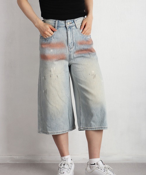 WESTSEA(ウエストシー)の「ラインストーン ワイドデニムショーツ レディース(デニムパンツ・レディース・ブルー・L/S/M)」の3枚目の写真