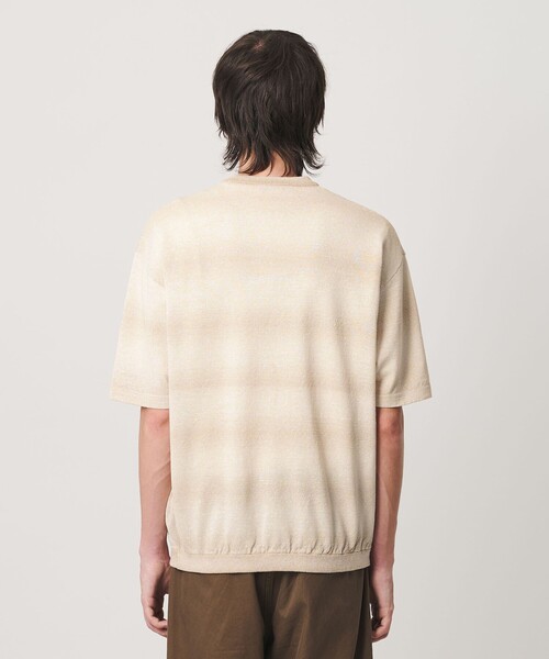 BEAUTY&YOUTH UNITED ARROWS(ビューティーアンドユースユナイテッドアローズ)の「シアー オンブレ ボーダー クルーネック Tシャツ ウォッシャブル(ニット/セーター・メンズ・ライトグレー/ベージュ・S/L/M/XL)」の8枚目の写真