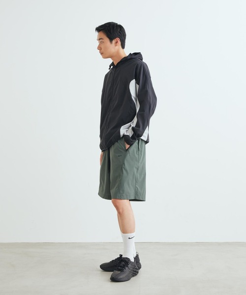 NIKE(ナイキ)の「ナイキ テック ヘリオス メンズ Dri-FIT ロングスリーブ シェル / Nike Tech Helios Men's Dri-FIT Long-Sleeve Shell IF0904-010 Black(ブルゾン・メンズ・ブラック・XL/S/M/L/2XL)」の10枚目の写真