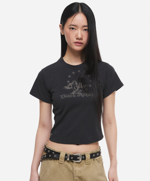 DNSR(ディーエヌエスアール)の「(W) ヴィンテージクロップハーフTシャツブラック(Tシャツ/カットソー・レディース・その他・OS)」の1枚目の写真