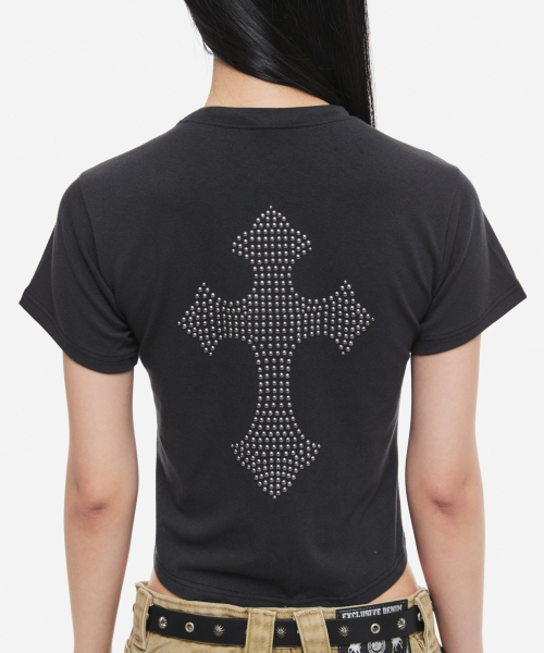 DNSR(ディーエヌエスアール)の「(W) ヴィンテージクロップハーフTシャツブラック(Tシャツ/カットソー・レディース・その他・OS)」の3枚目の写真