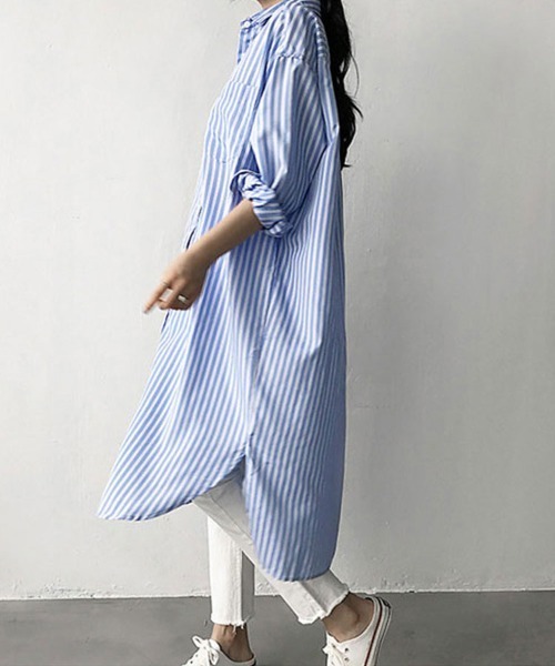 Flugge(フラッジー)の「セミロングストライプシャツ(シャツ/ブラウス・レディース・ブルー/ブラック・LARGE/MEDIUM)」の3枚目の写真