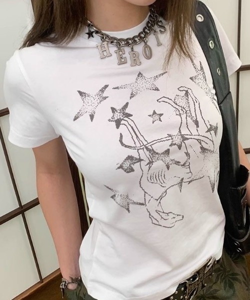 AVYL(アヴィル)の「スターグラフィックコンパクト半袖チビTシャツ(Tシャツ/カットソー・レディース・ホワイト・M)」の1枚目の写真