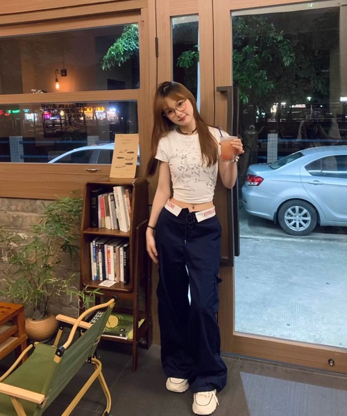 AVYL(アヴィル)の「スターグラフィックコンパクト半袖チビTシャツ(Tシャツ/カットソー・レディース・ホワイト・M)」の7枚目の写真