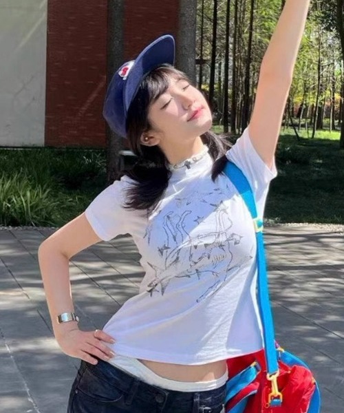 AVYL(アヴィル)の「スターグラフィックコンパクト半袖チビTシャツ(Tシャツ/カットソー・レディース・ホワイト・M)」の11枚目の写真