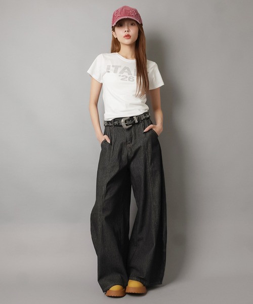 SPINNS（スピンズ）の「半袖カットソー/スタッズロゴ/ITALY/ガールズストリート（Tシャツ/カットソー・レディース・ネイビー/ブラック/オフホワイト・ONESIZE）」の7枚目の写真