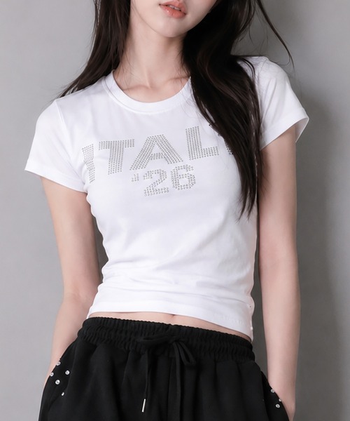 SPINNS（スピンズ）の「半袖カットソー/スタッズロゴ/ITALY/ガールズストリート（Tシャツ/カットソー・レディース・ネイビー/ブラック/オフホワイト・ONESIZE）」の11枚目の写真