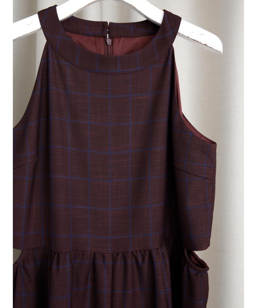 Katrin TOKYO(カトリーントーキョー)の「halter neck all-in-one(つなぎ/オールインワン・レディース・ボルドー/チャコールグレー・FREE/XS)」の17枚目の写真