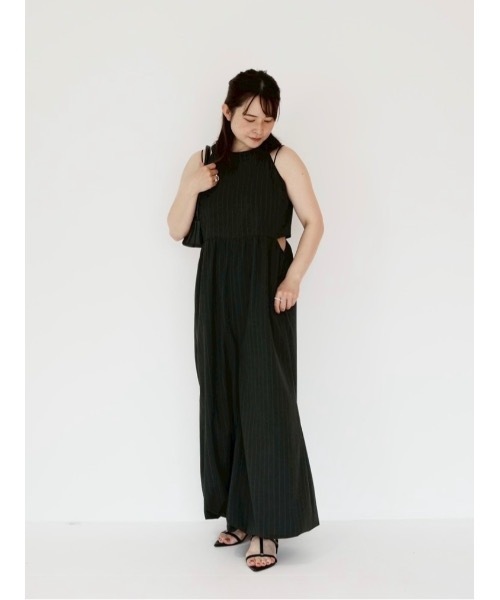 Katrin TOKYO(カトリーントーキョー)の「halter neck all-in-one(つなぎ/オールインワン・レディース・ボルドー/チャコールグレー・FREE/XS)」の9枚目の写真