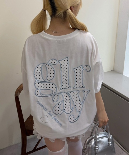 continuer de NICE CLAUP(コンティニューデナイスクラップ)の「ドットロゴBigT(Tシャツ/カットソー・レディース・ブラック/ピンク/オフホワイト・FREE)」の1枚目の写真